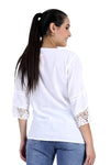 Blusa Con Detalles Calados y Bordados En Tallas Extras
