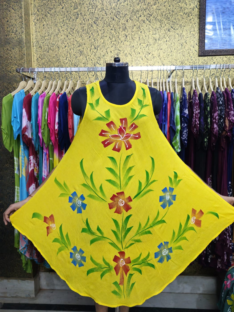 Bata Estampada Por Pieza Con Detalles Bordados