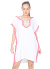 Poncho con Bordado Y pompones en Tono Fosforescente