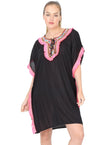 Poncho con Bordado Y pompones en Tono Fosforescente